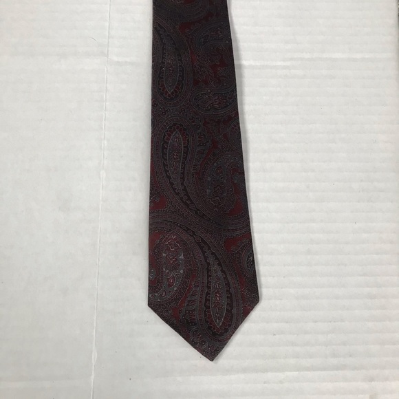 Tie Brand New Maroon Gray Paisley by Mark Alexander - Picture 9 of 10